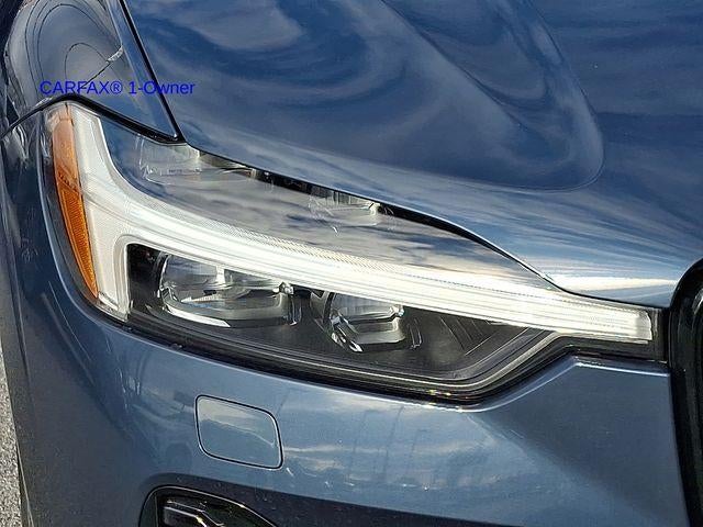 2023 Volvo XC60 B5 AWD Plus Dark Theme