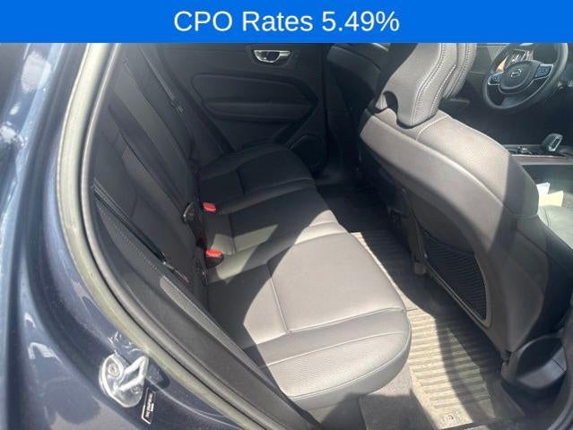 2023 Volvo XC60 B5 AWD Plus Dark Theme