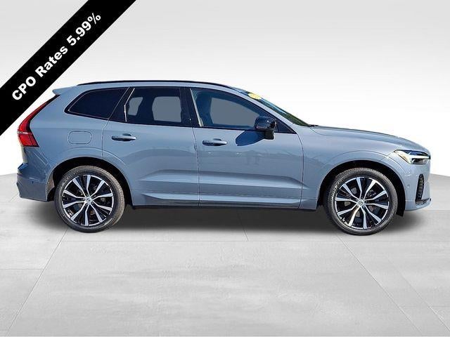 2023 Volvo XC60 B5 AWD Plus Dark Theme