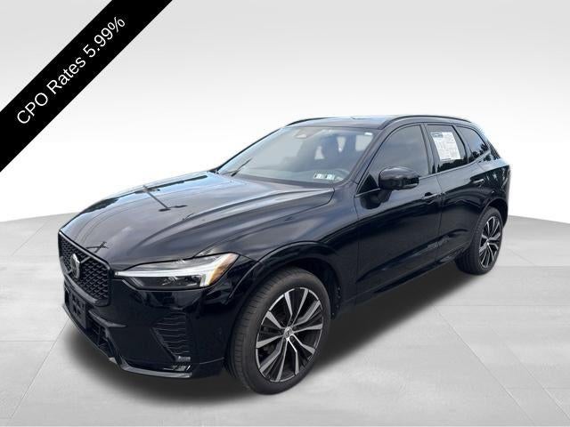 2023 Volvo XC60 B5 AWD Plus Dark Theme