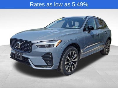 2023 Volvo XC60 B5 AWD Plus Dark Theme