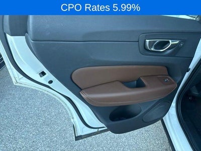 2023 Volvo XC60 B5 AWD Plus Dark Theme