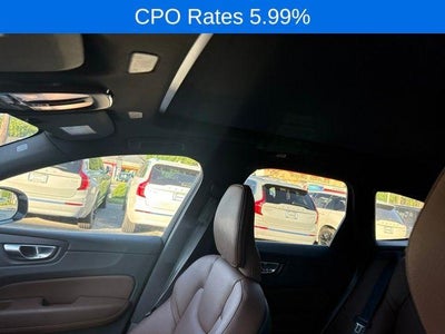 2023 Volvo XC60 B5 AWD Plus Dark Theme