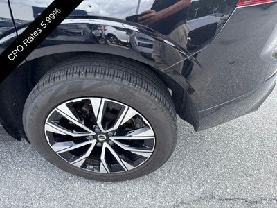 2023 Volvo XC60 B5 AWD Plus Dark Theme
