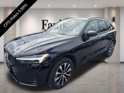 2023 Volvo XC60 B5 AWD Plus Dark Theme