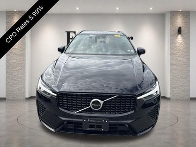 2023 Volvo XC60 B5 AWD Plus Dark Theme
