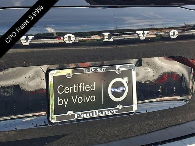 2023 Volvo XC60 B5 AWD Plus Dark Theme