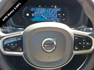 2023 Volvo XC60 B5 AWD Ultimate Dark Theme
