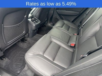 2023 Volvo XC60 B5 AWD Ultimate Dark Theme