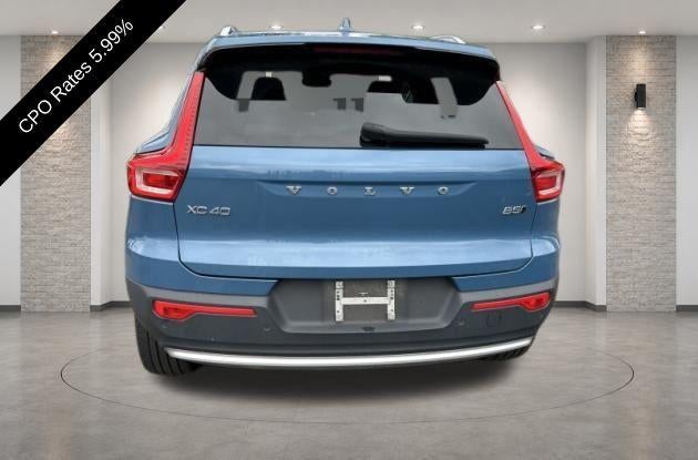 2023 Volvo XC40 B5 AWD Ultimate Bright Theme