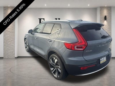 2023 Volvo XC40 B5 AWD Ultimate Bright Theme
