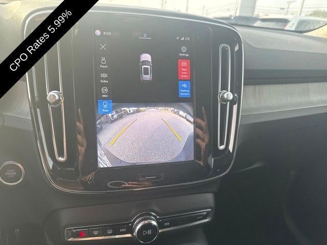 2023 Volvo XC40 B5 AWD Ultimate Bright Theme