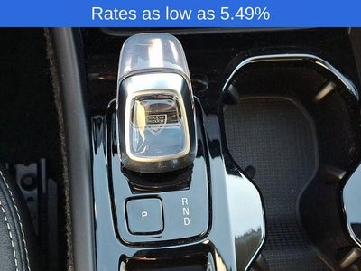 2026 Volvo XC40 B5 AWD Plus