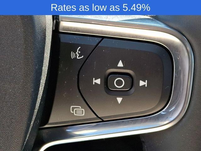 2026 Volvo XC40 B5 AWD Plus