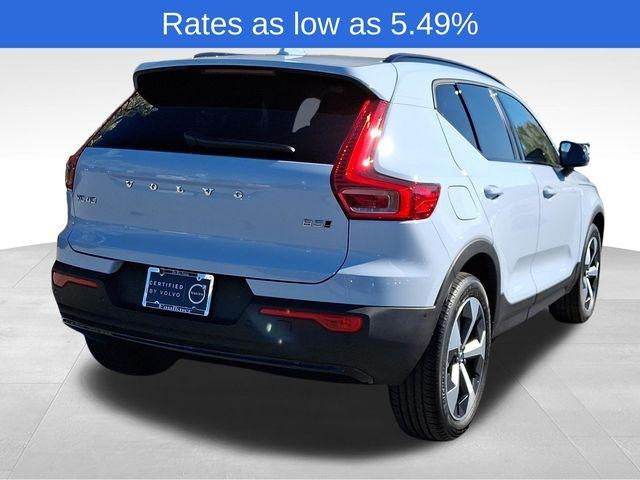 2026 Volvo XC40 B5 AWD Plus