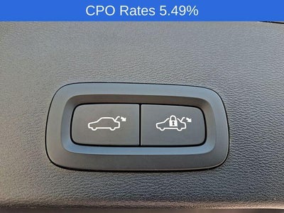 2025 Volvo XC40 B5 AWD Plus Dark Theme