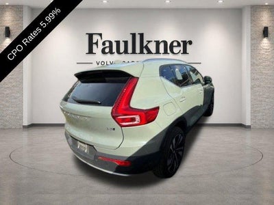2024 Volvo XC40 B5 AWD Plus Bright Theme