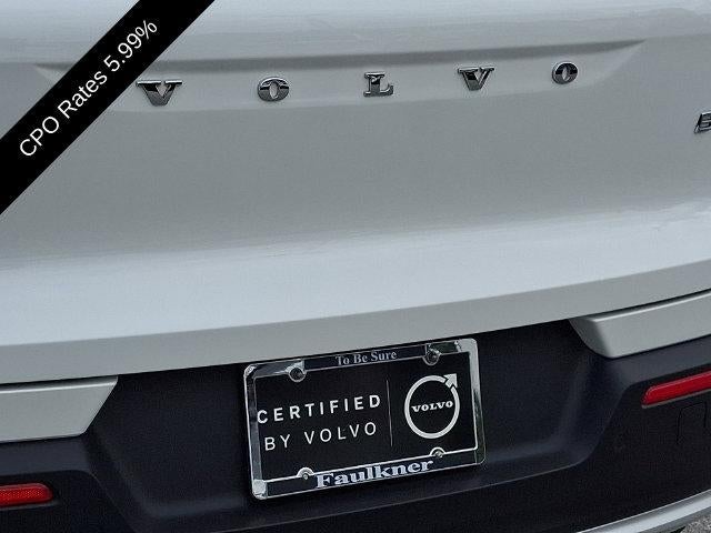 2024 Volvo XC40 B5 AWD Plus Bright Theme