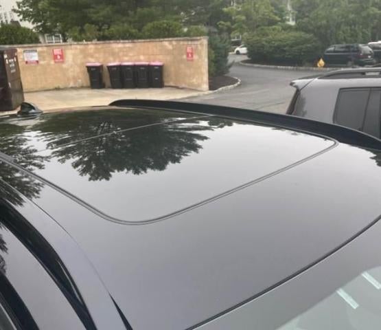 2024 Volvo XC40 B5 AWD Plus Dark Theme