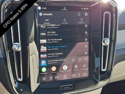 2024 Volvo XC40 B5 AWD Plus Dark Theme