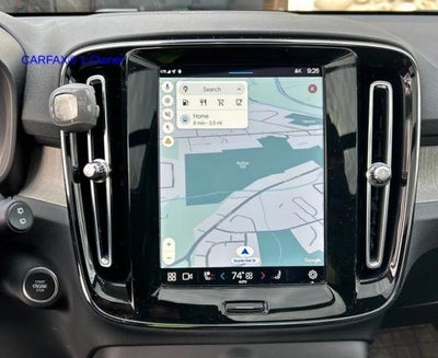 2024 Volvo XC40 B5 AWD Plus Dark Theme