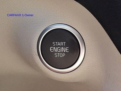 2024 Volvo XC40 B5 AWD Plus Dark Theme