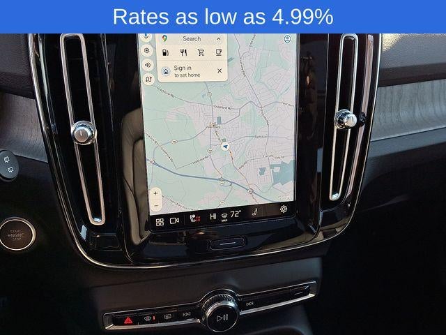 2023 Volvo XC40 B5 AWD Plus Bright Theme