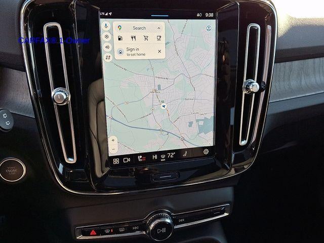 2023 Volvo XC40 B5 AWD Plus Bright Theme