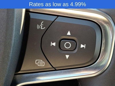 2023 Volvo XC40 B5 AWD Plus Bright Theme