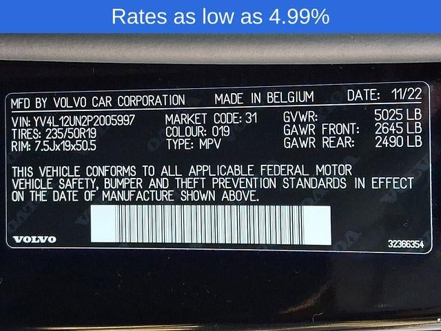 2023 Volvo XC40 B5 AWD Plus Bright Theme