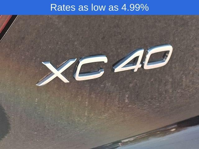 2023 Volvo XC40 B5 AWD Plus Bright Theme