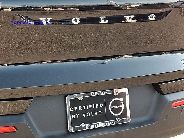 2023 Volvo XC40 B5 AWD Plus Bright Theme