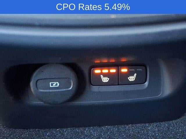 2023 Volvo XC40 B5 AWD Plus Bright Theme