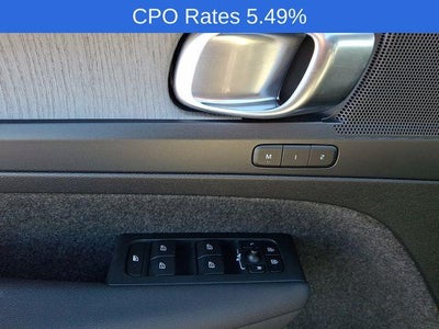 2023 Volvo XC40 B5 AWD Plus Bright Theme