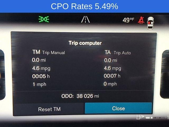2023 Volvo XC40 B5 AWD Plus Bright Theme