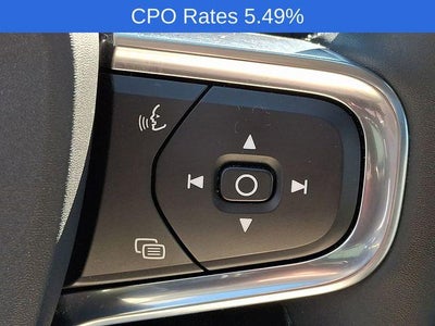 2023 Volvo XC40 B5 AWD Plus Bright Theme