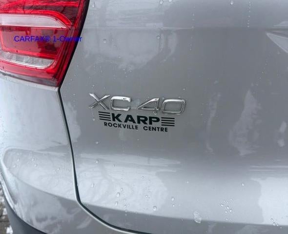 2023 Volvo XC40 B5 AWD Plus Bright Theme
