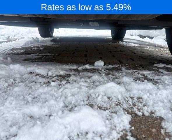 2023 Volvo XC40 B5 AWD Plus Bright Theme