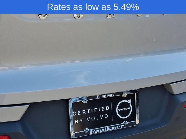 2023 Volvo XC40 B5 AWD Plus Dark Theme