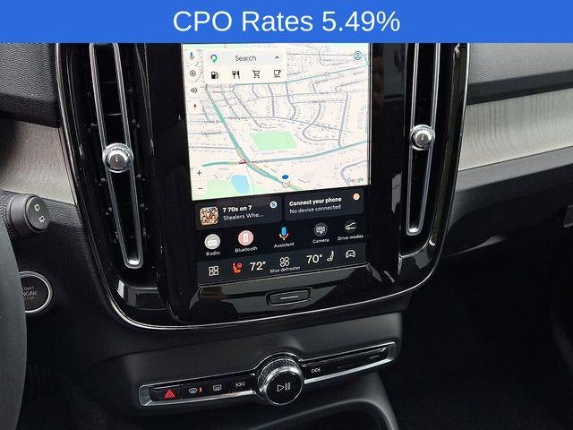 2023 Volvo XC40 B5 AWD Plus Dark Theme