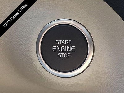 2023 Volvo XC40 B5 AWD Plus Dark Theme