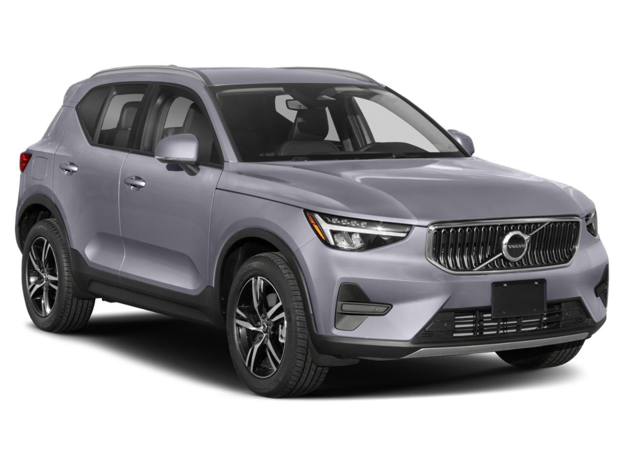 2023 Volvo XC40 B5 AWD Plus Dark Theme