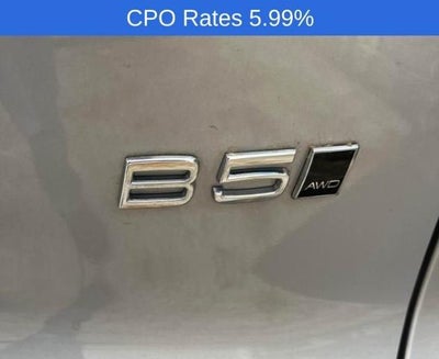 2023 Volvo XC40 B5 AWD Plus Dark Theme