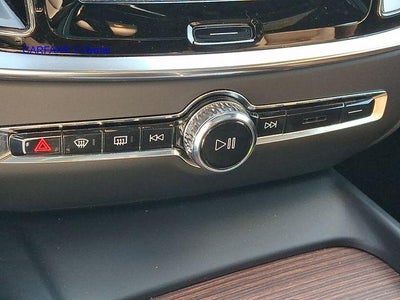 2024 Volvo V60 Cross Country B5 AWD Plus