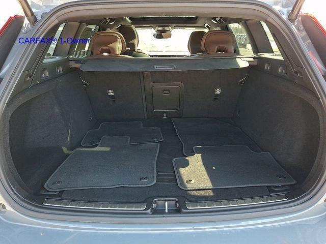 2024 Volvo V60 Cross Country B5 AWD Plus