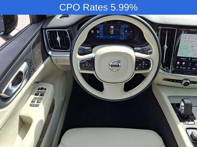 2024 Volvo V60 Cross Country B5 AWD Plus