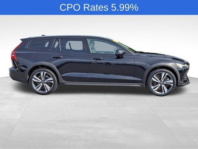 2024 Volvo V60 Cross Country B5 AWD Plus