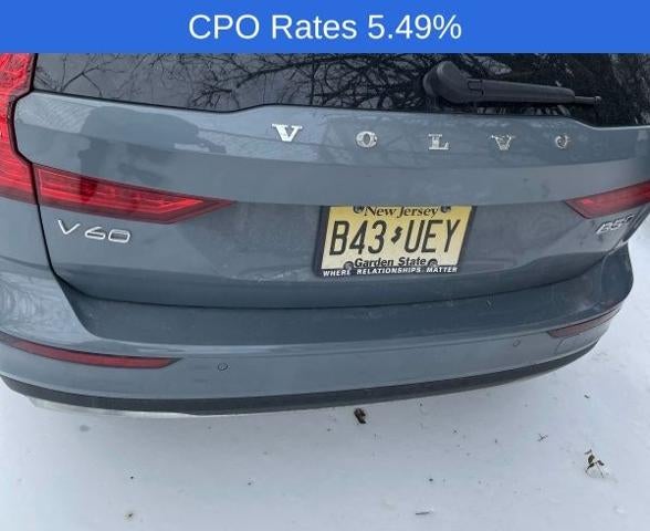 2024 Volvo V60 Cross Country B5 AWD Plus