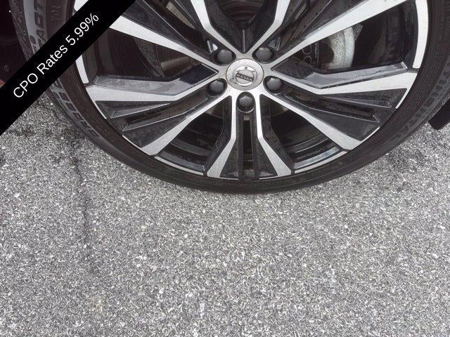 2025 Volvo XC60 B5 AWD Plus
