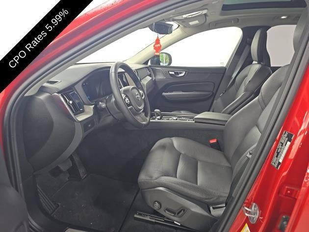 2025 Volvo XC60 B5 AWD Plus